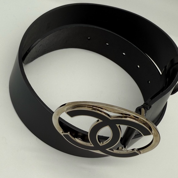 Authentic Chanel CC Logo Oval black calf leather belt - Picture 7 of 16